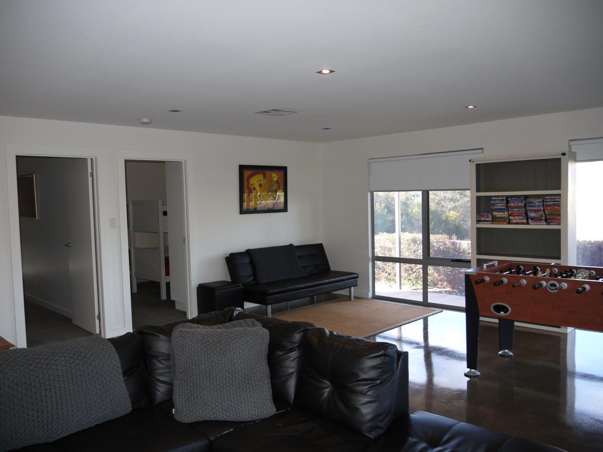 Spectacular Holiday Living Bridport Exterior photo